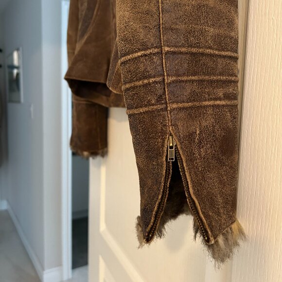 Danier Faux Fur -Trimmed Brown Distressed Leather Crop Jacket Size P (Fits XS–S) - Picture 6 of 9